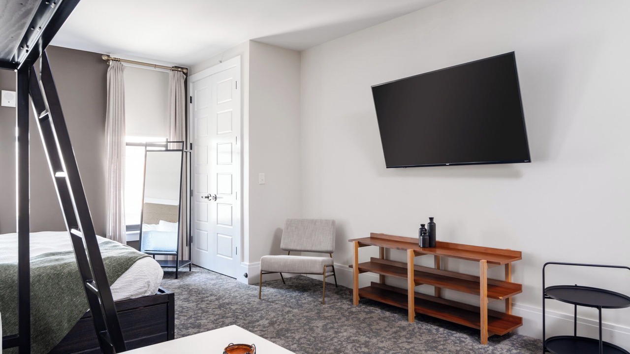 Photo of Livingroom in East Market District