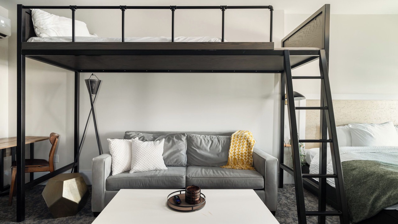 Photo of Livingroom in East Market District