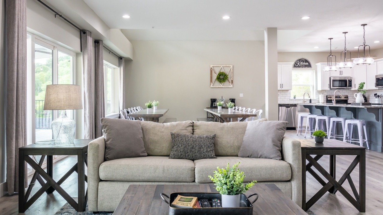 Photo of Livingroom in Table Rock