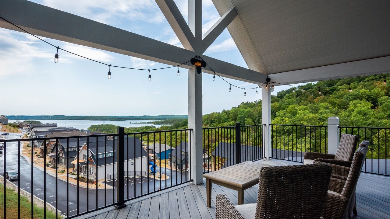 Photo of Patio Balcony in Table Rock