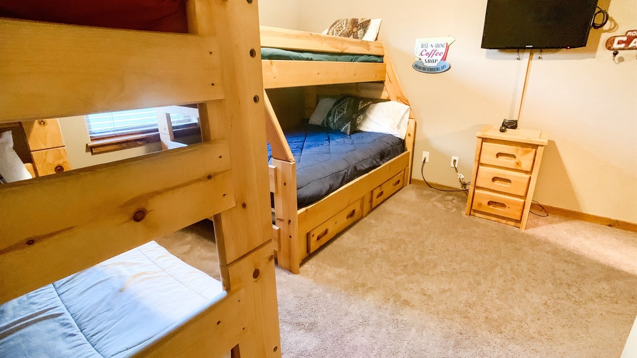 Photo of Bedroom in Hollister