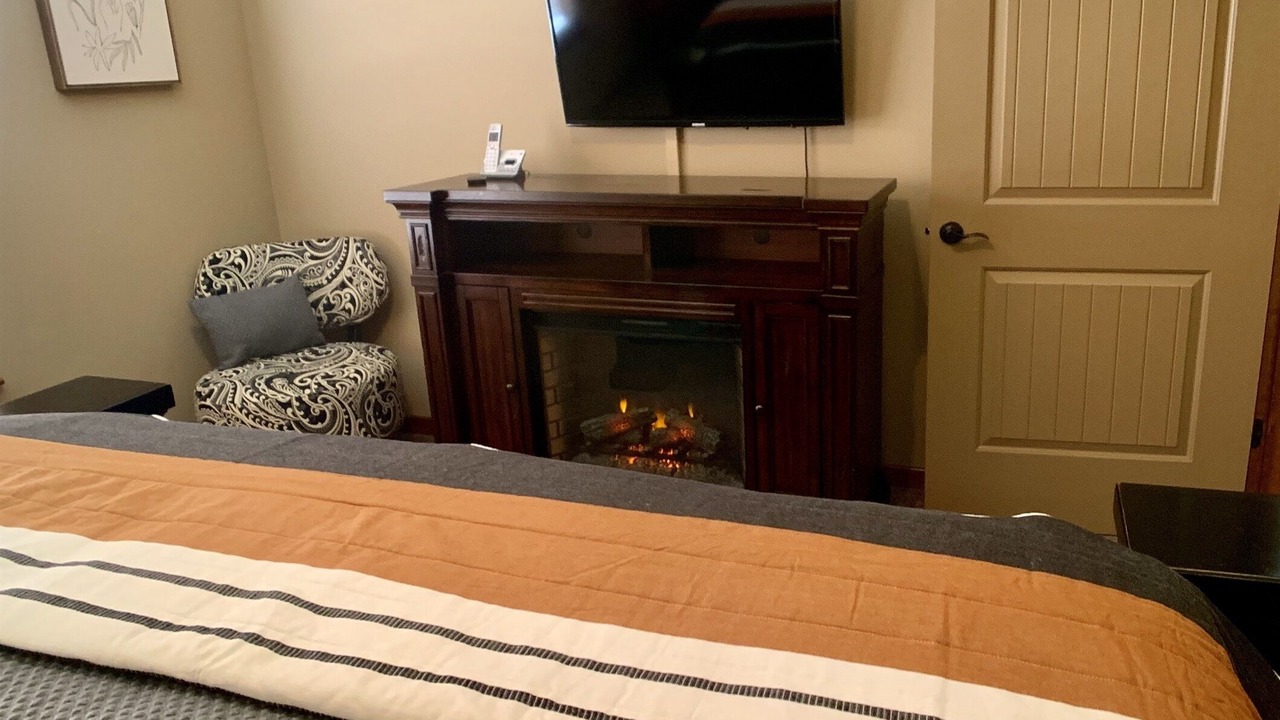 Photo of Bedroom in Hollister