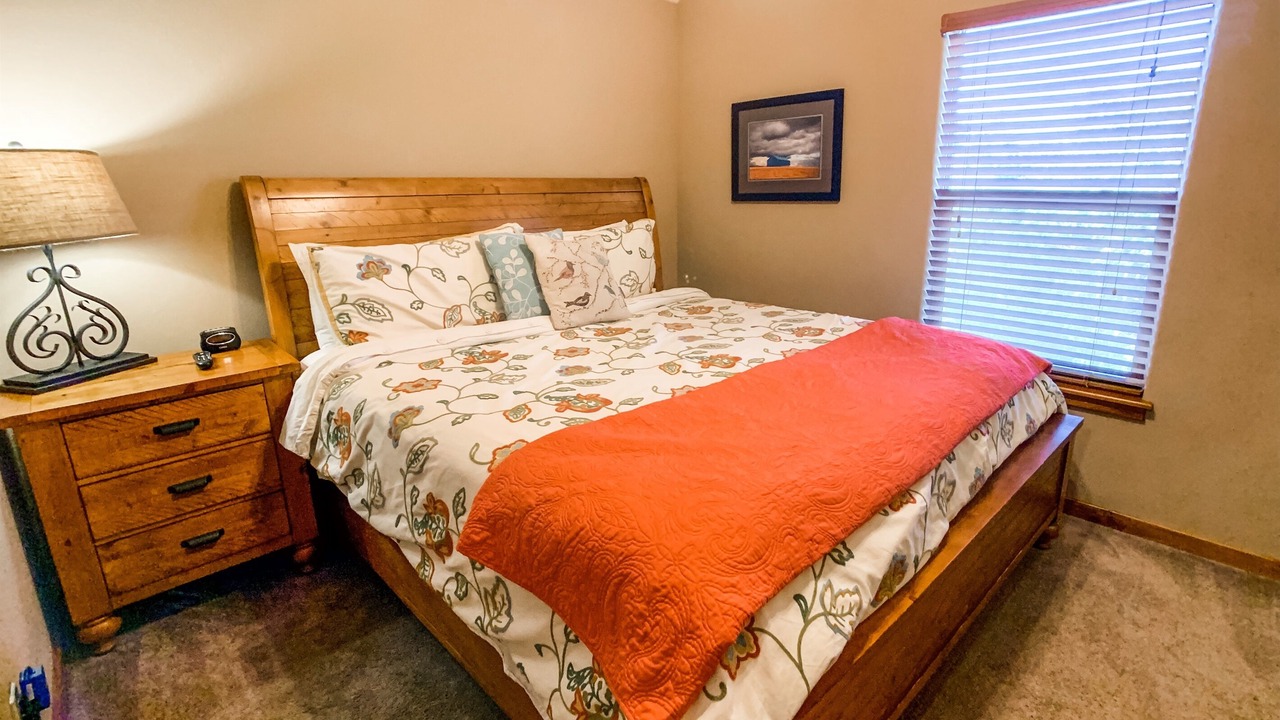 Photo of Bedroom in Hollister