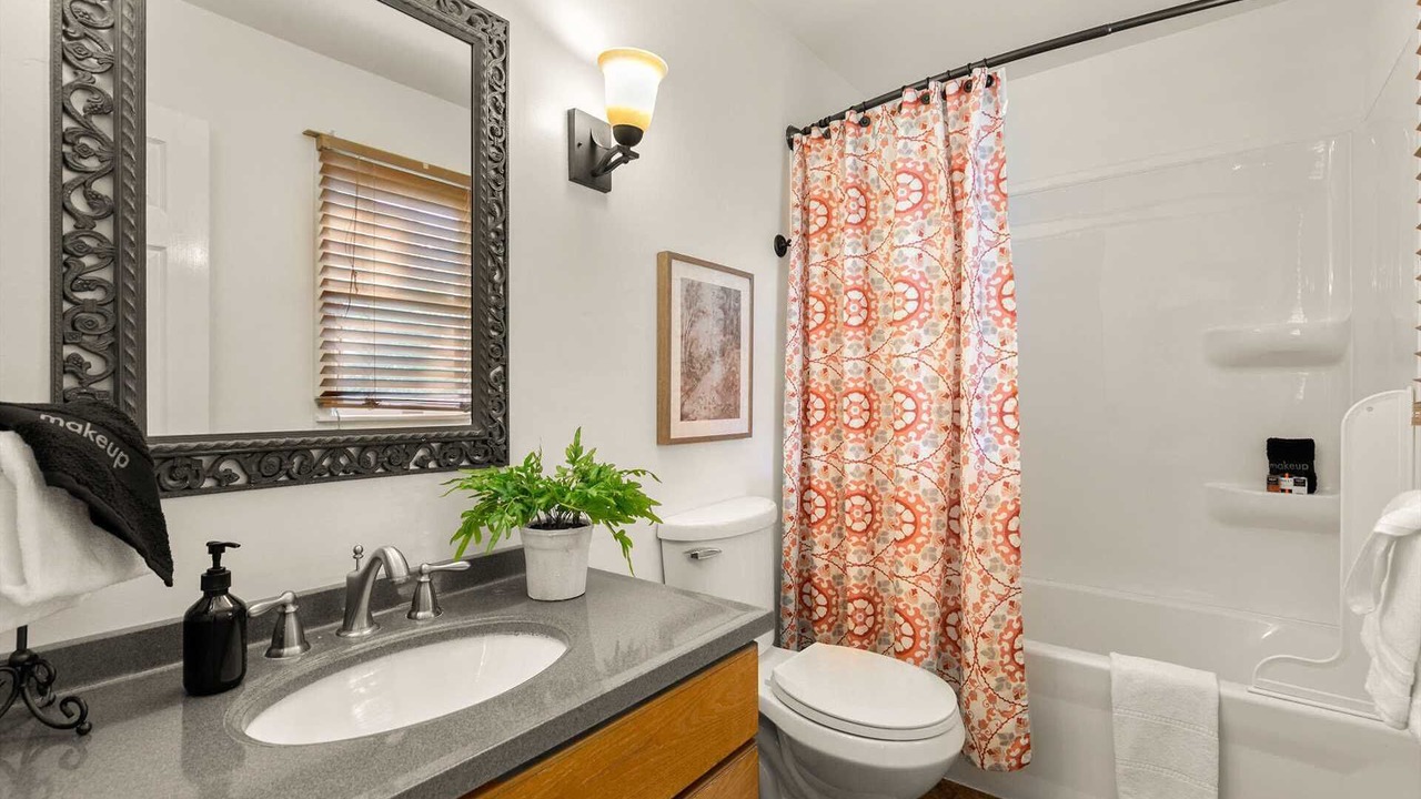 Photo of Bathroom in Branson Theater District