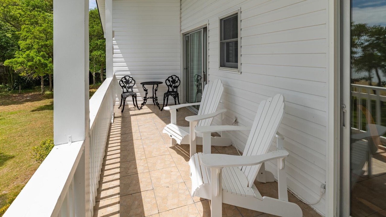 Photo of Patio Balcony in Manteo