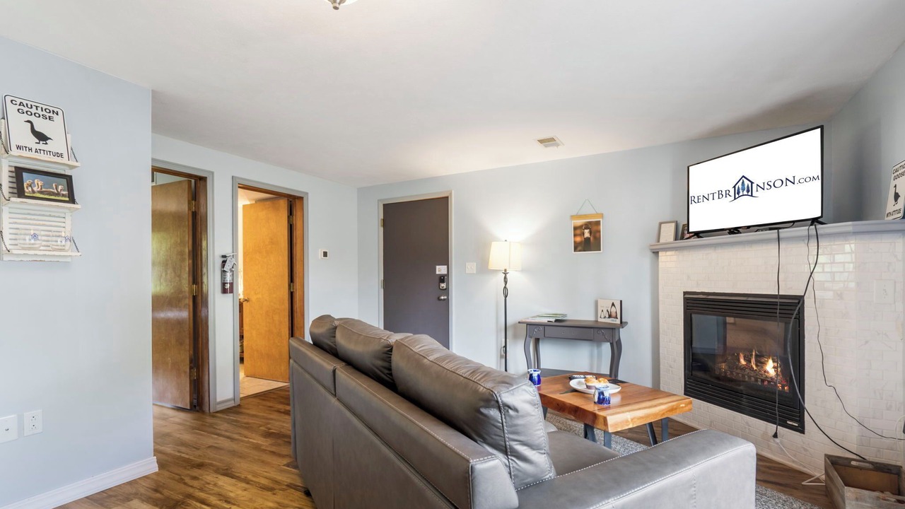 Photo of Livingroom in Big Cedars