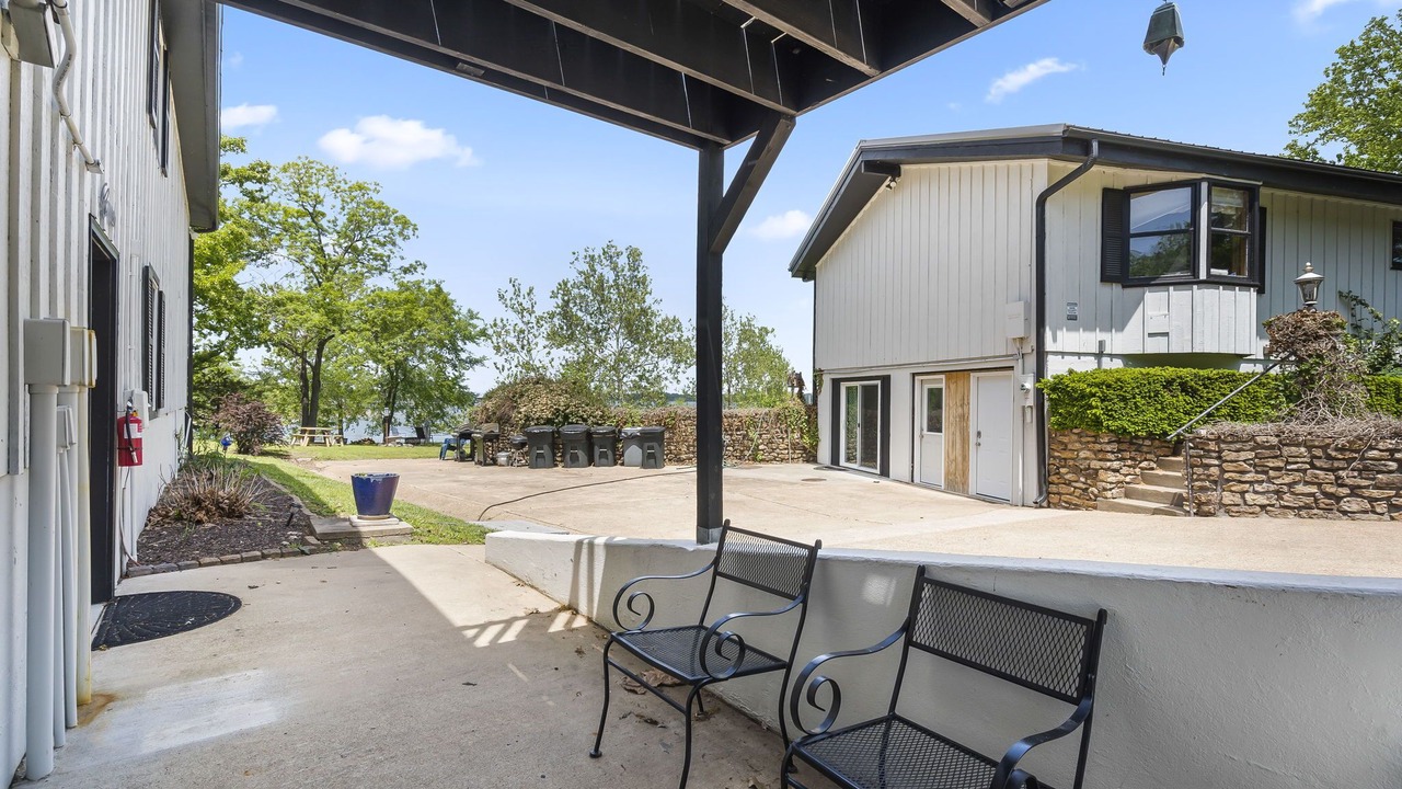 Photo of Patio Balcony in Big Cedars