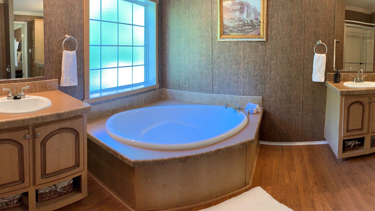 Photo of Bathroom in Shawnee
