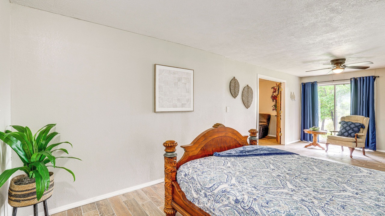 Photo of Bedroom in Shell Knob