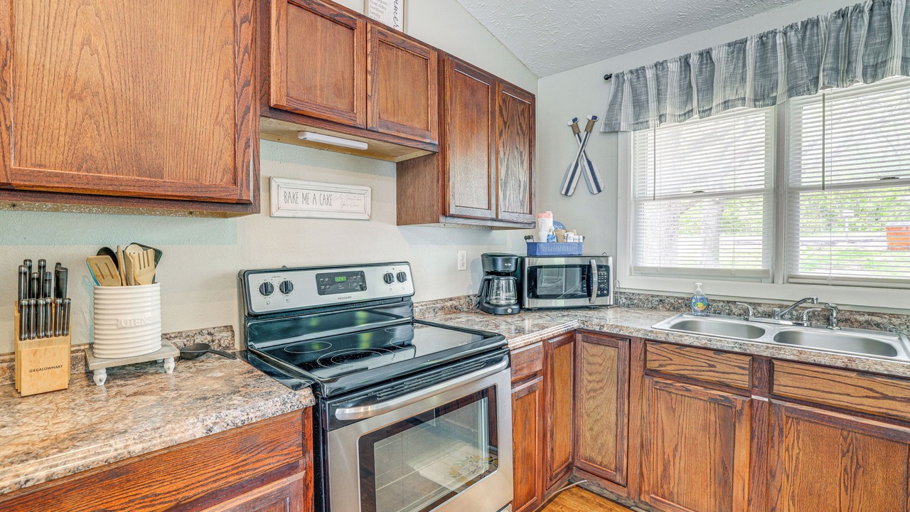 Photo of Kitchen in Shell Knob