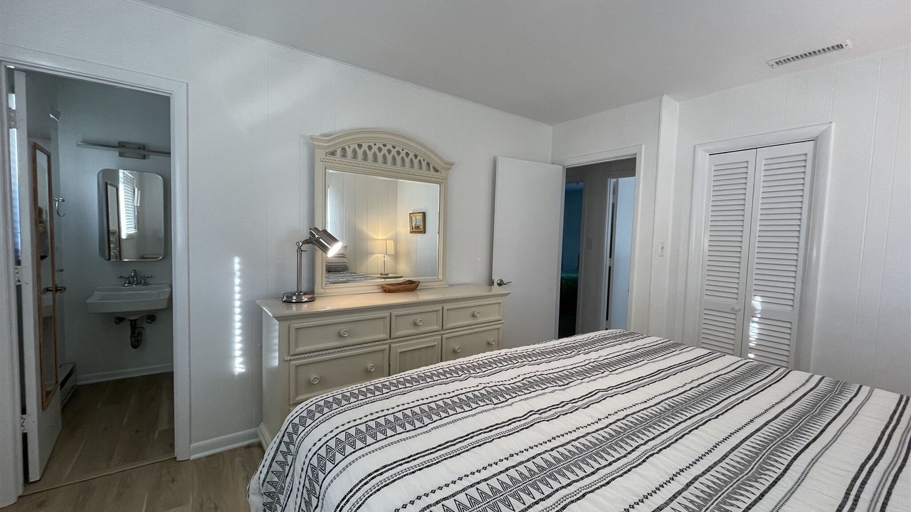 Photo of Bedroom in Hatteras