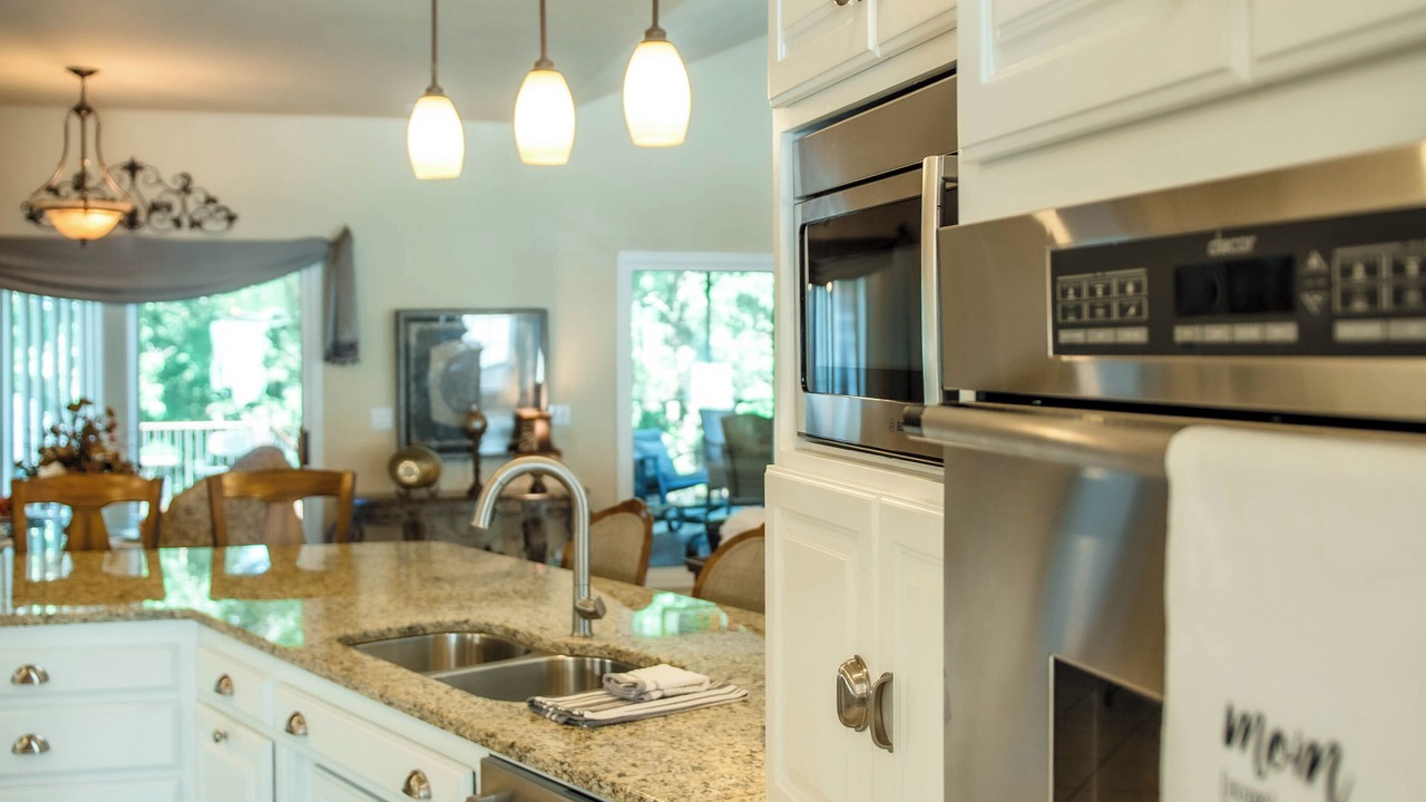 Photo of Kitchen in Kimberling City