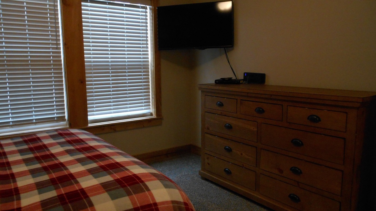 Photo of Bedroom in Kimberling City