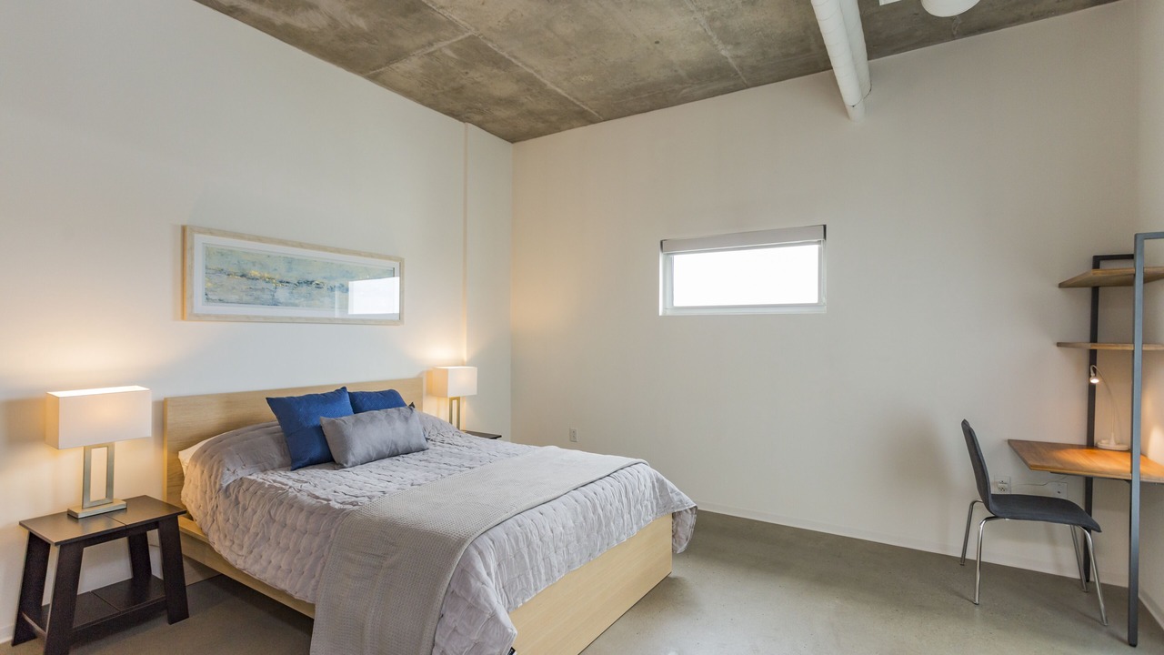 Photo of Bedroom in Historic Edgefield