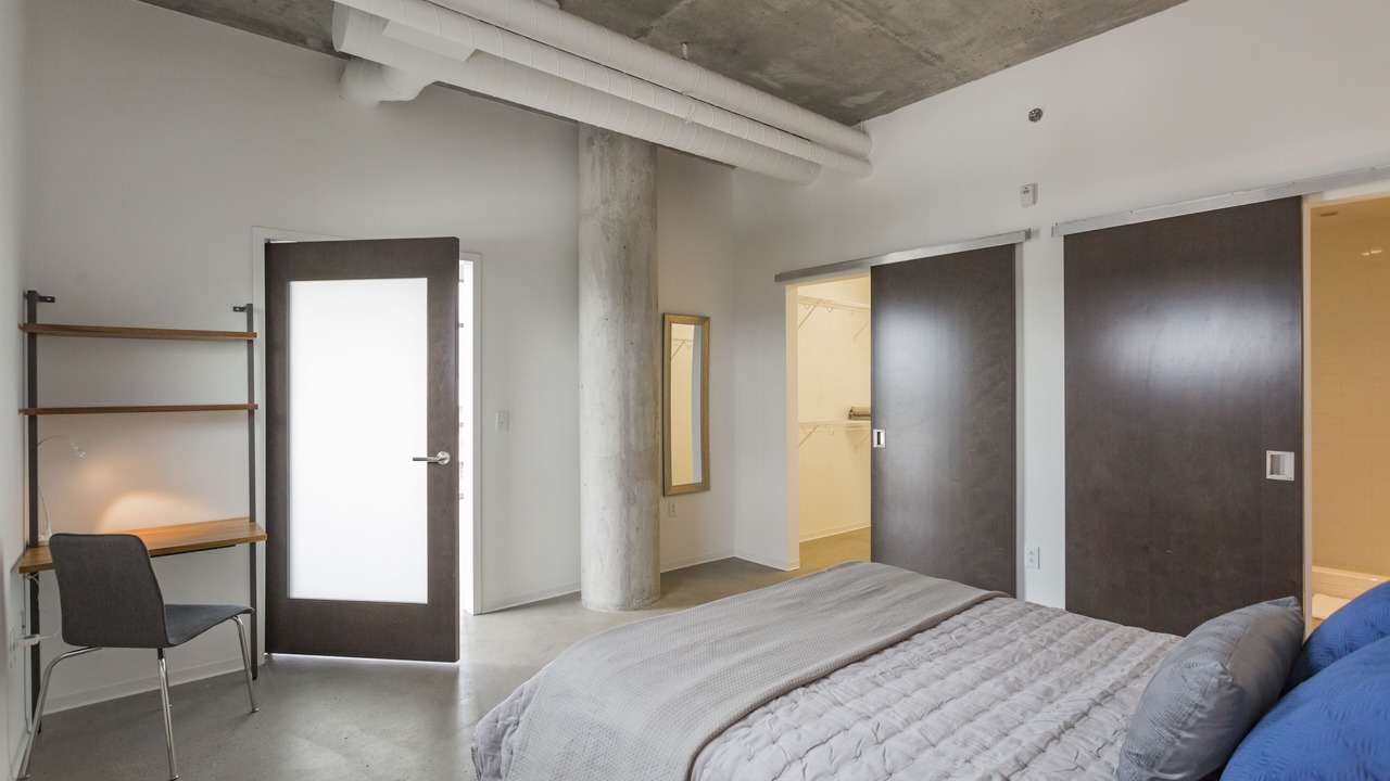 Photo of Bedroom in Historic Edgefield