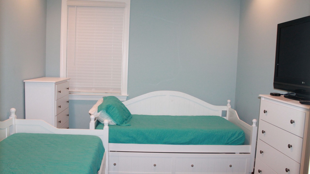 Photo of Bedroom in St. Elmo Improvement League