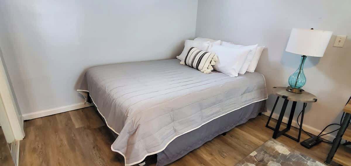 Photo of Bedroom in Lenoir City