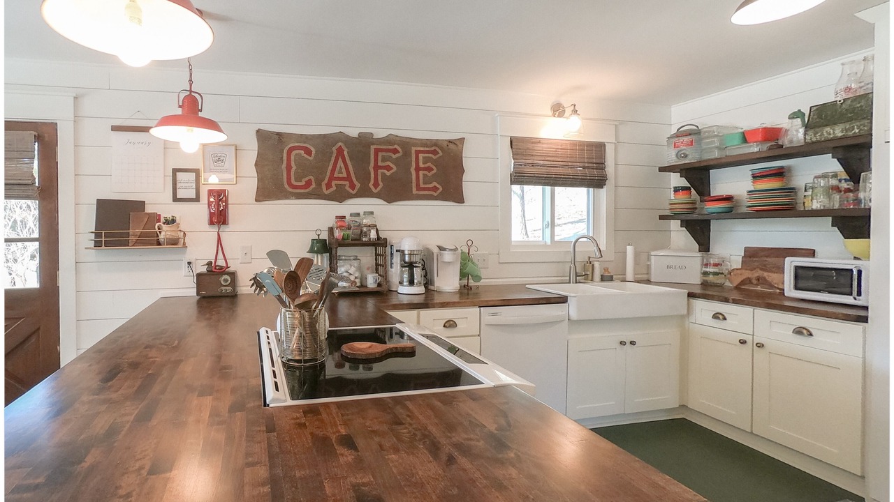 Photo of Kitchen in Shell Knob