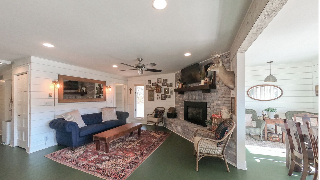 Photo of Livingroom in Shell Knob