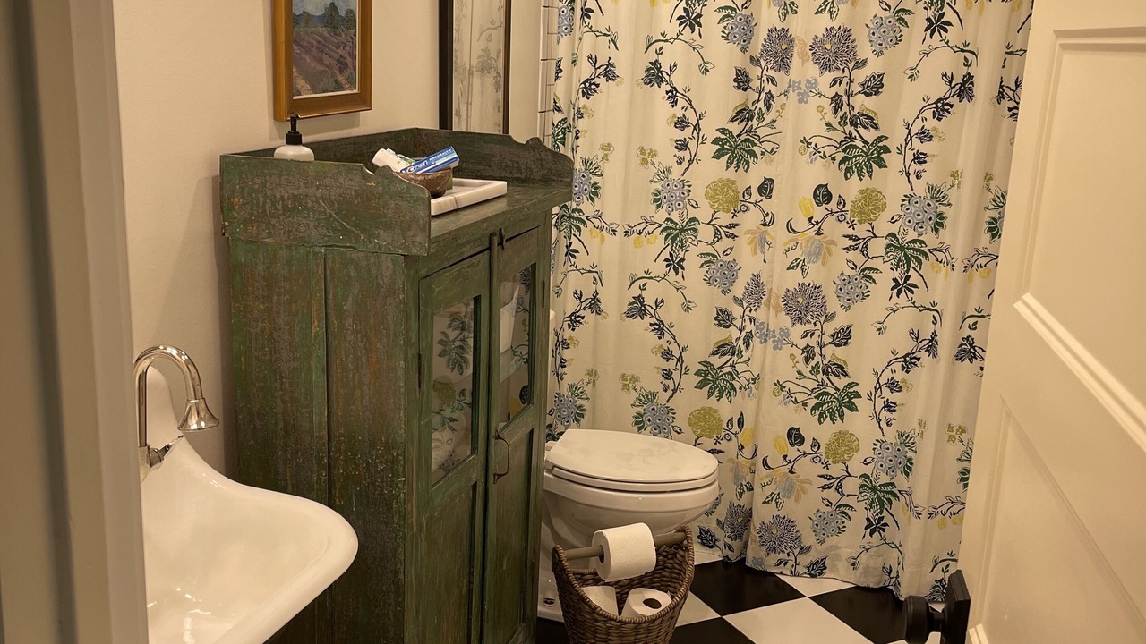 Photo of Bathroom in Oxford