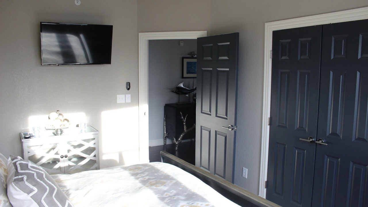 Photo of Bedroom in Manteo