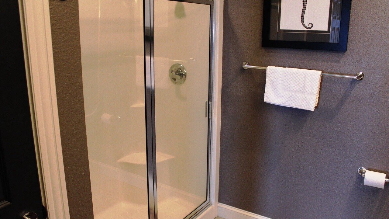 Photo of Bathroom in Manteo