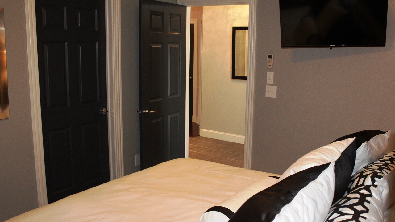 Photo of Bedroom in Manteo