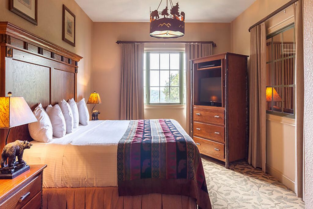Photo of Bedroom in Big Cedars
