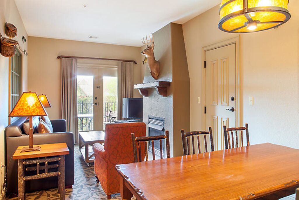Photo of Livingroom in Big Cedars