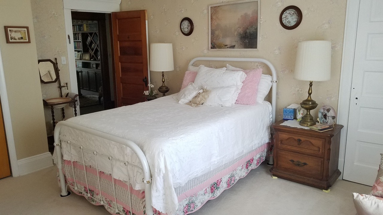 Photo of Bedroom in Baldwin City