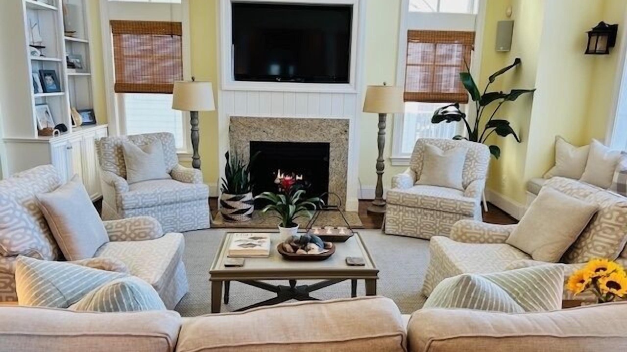 Photo of Livingroom in Atlantic Beach