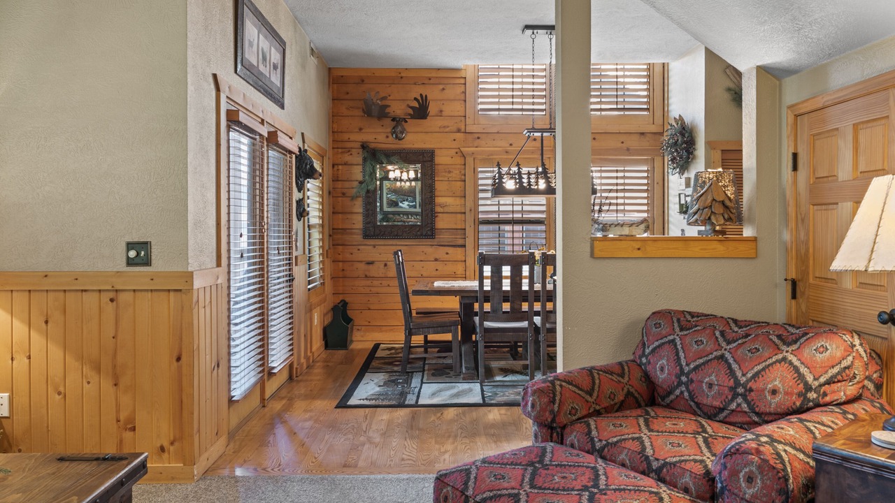 Photo of Livingroom in Branson Theater District