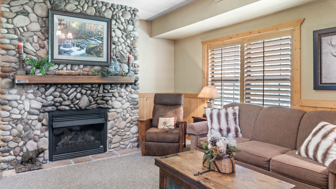 Photo of Livingroom in Branson Theater District