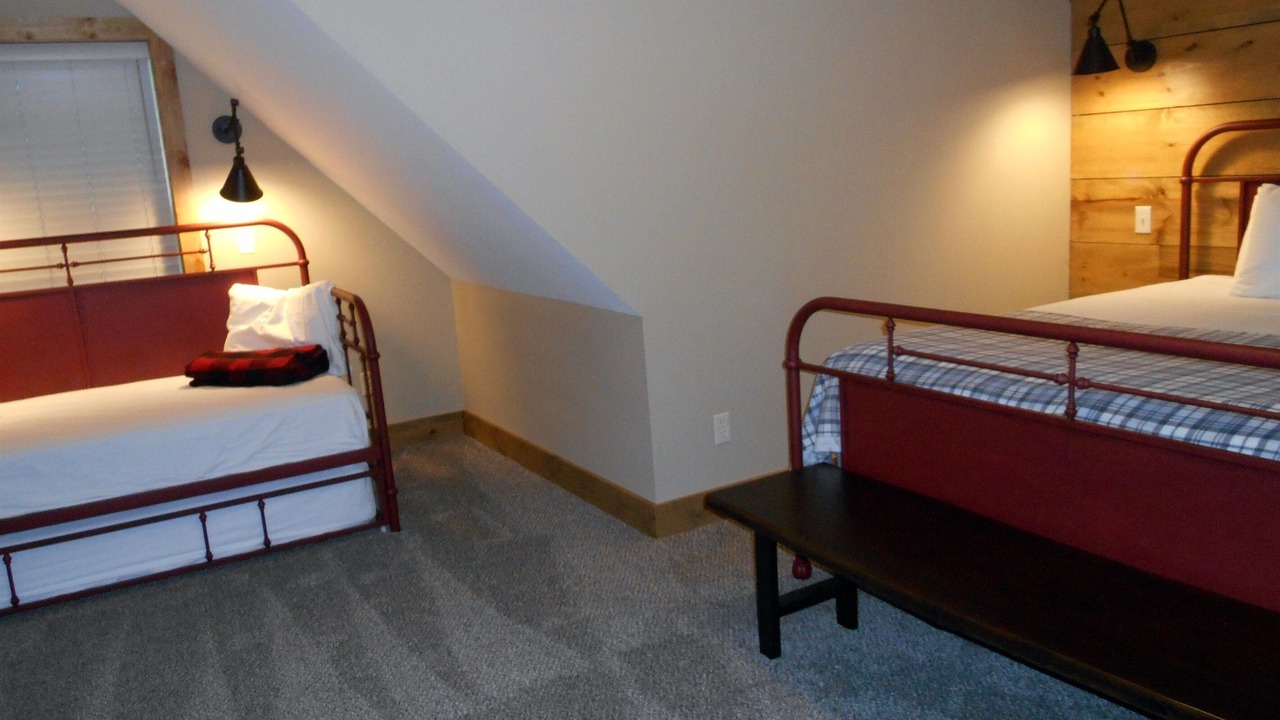 Photo of Bedroom in Kimberling City