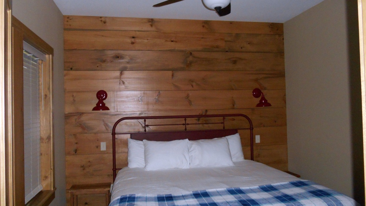 Photo of Bedroom in Kimberling City