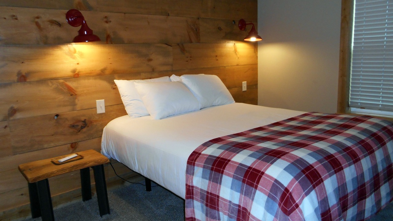 Photo of Bedroom in Kimberling City