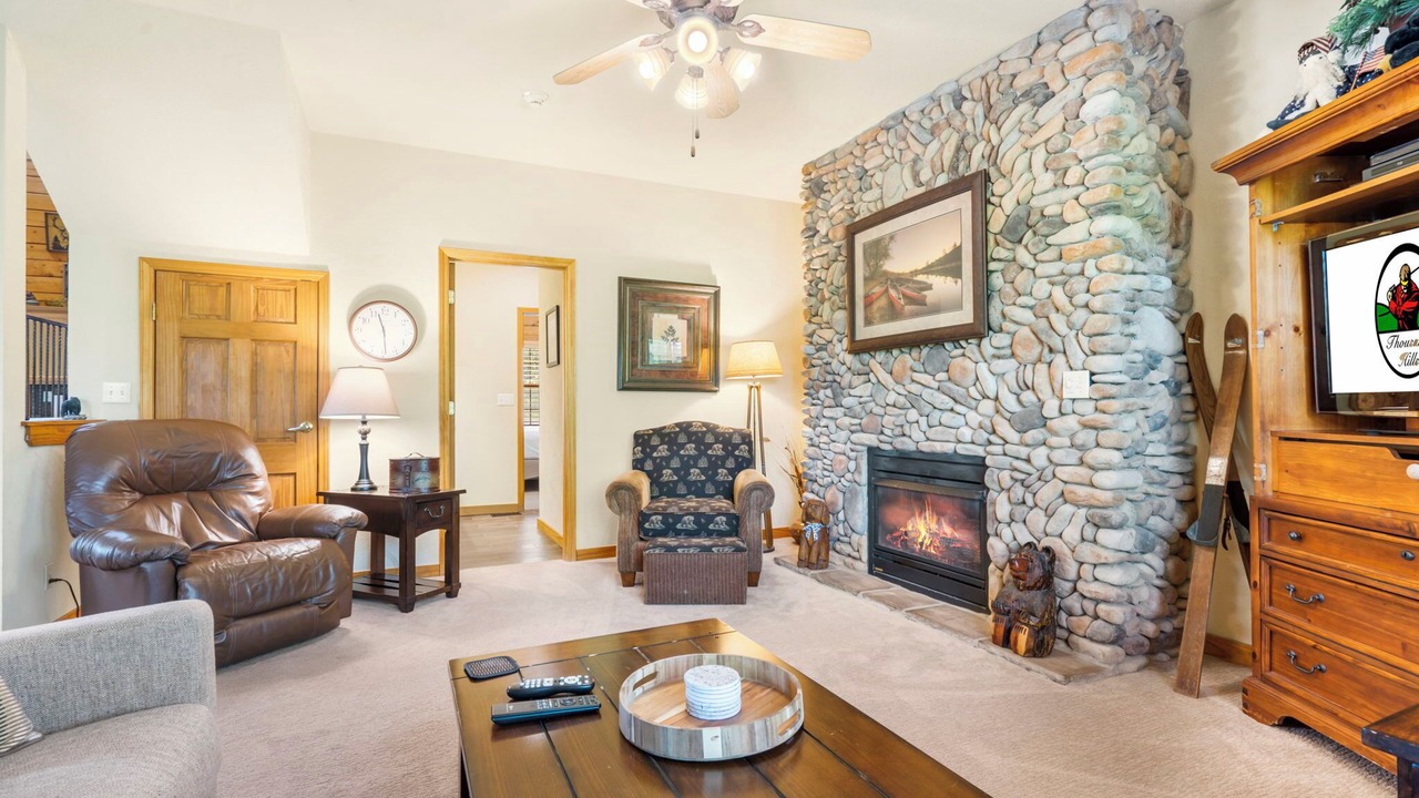 Photo of Livingroom in Branson Theater District