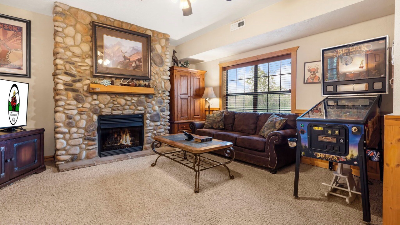 Photo of Livingroom in Branson Theater District