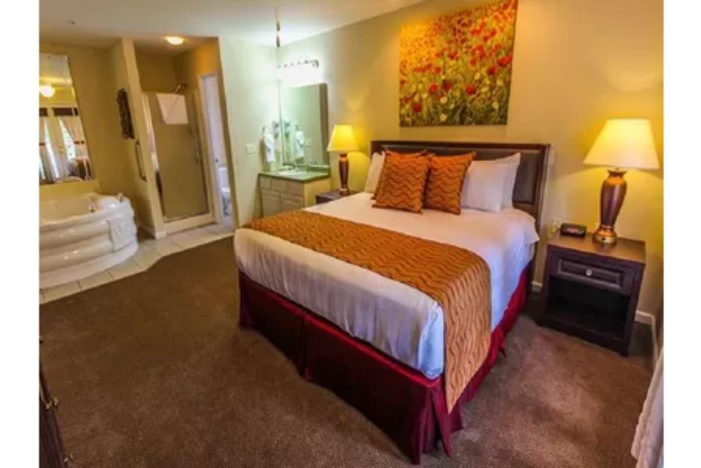 Photo of Bedroom in Branson