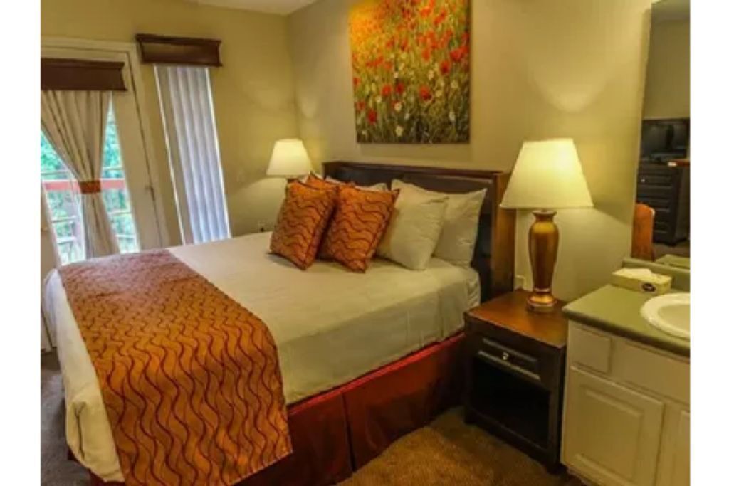 Photo of Bedroom in Branson