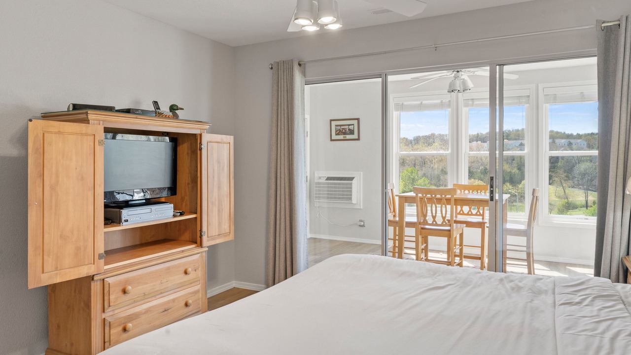 Photo of Bedroom in Branson
