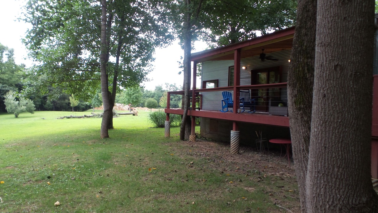 Photo of Patio Balcony in Coxs Creek