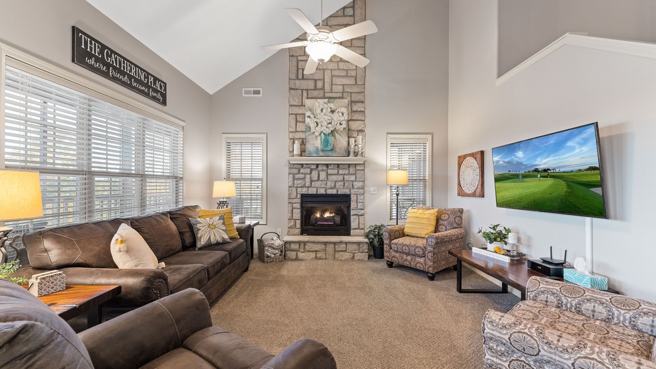 Photo of Bedroom in Branson West