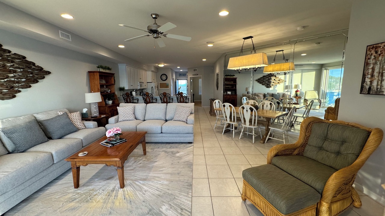 Photo of Livingroom in Osage Beach
