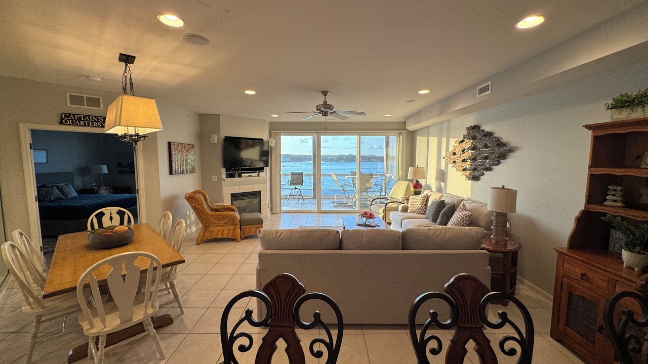 Photo of Livingroom in Osage Beach