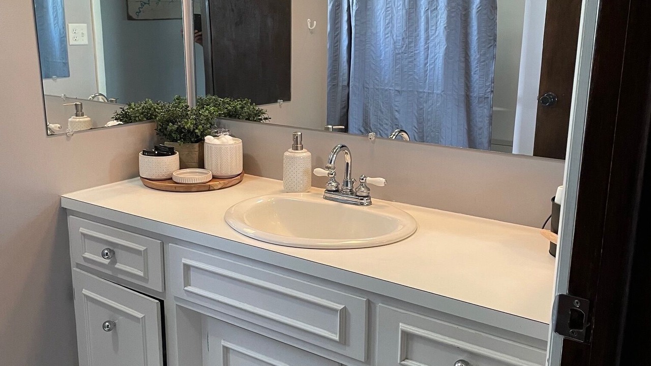 Photo of Bathroom in Shell Knob