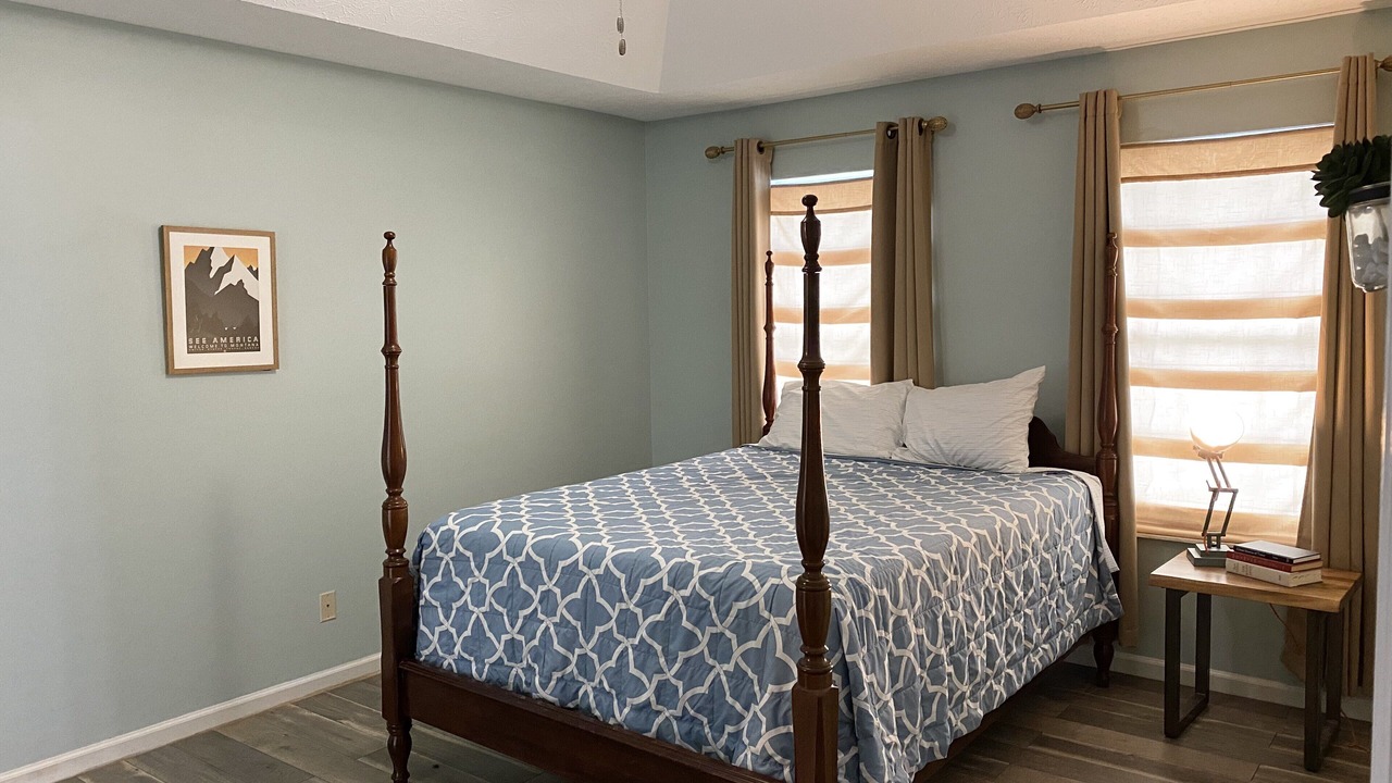 Photo of Bedroom in Ashley Oaks