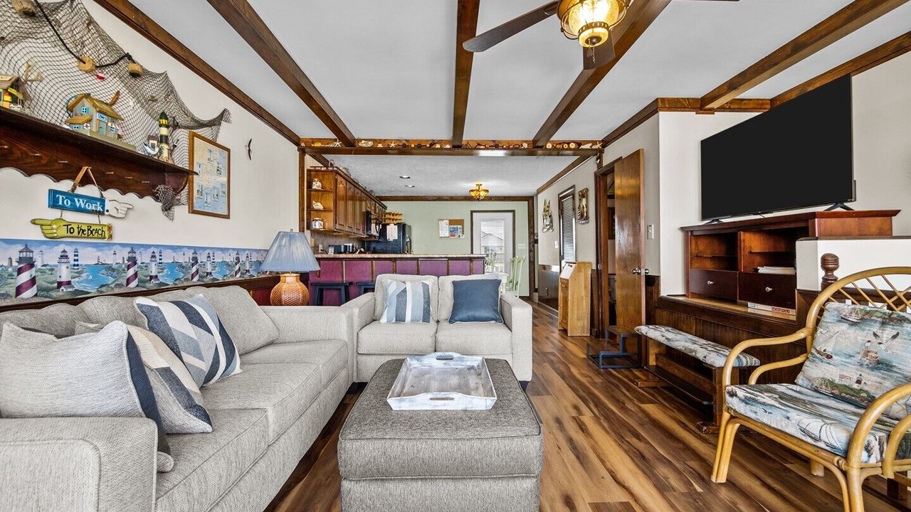 Photo of Livingroom in Sneads Ferry
