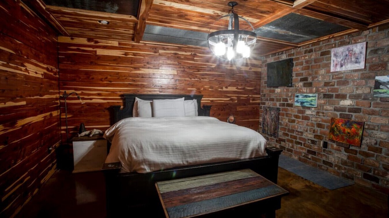 Photo of Bedroom in Russellville