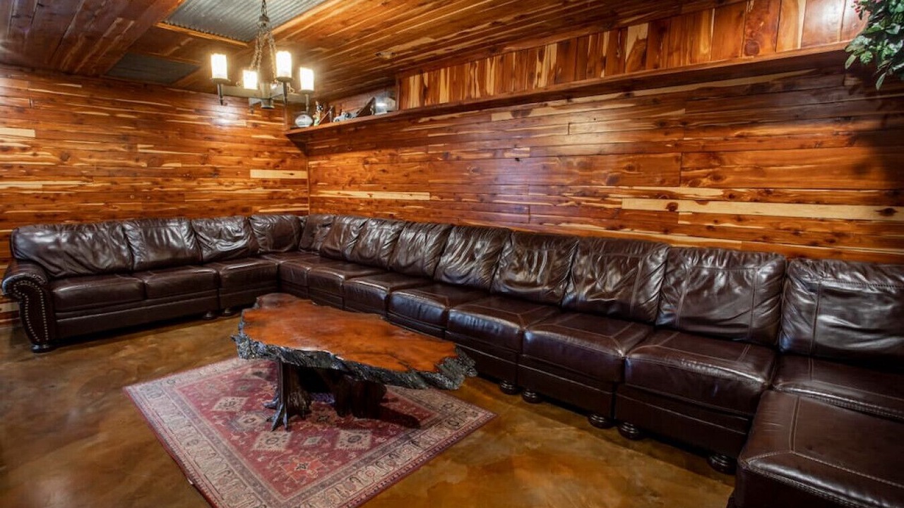 Photo of Livingroom in Russellville